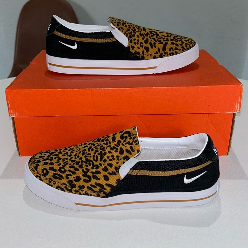 Nike Court Legacy Slip On Womens Size 8